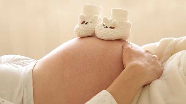 육아휴직 - 제도 이용 대상과 기간 안내 이미지